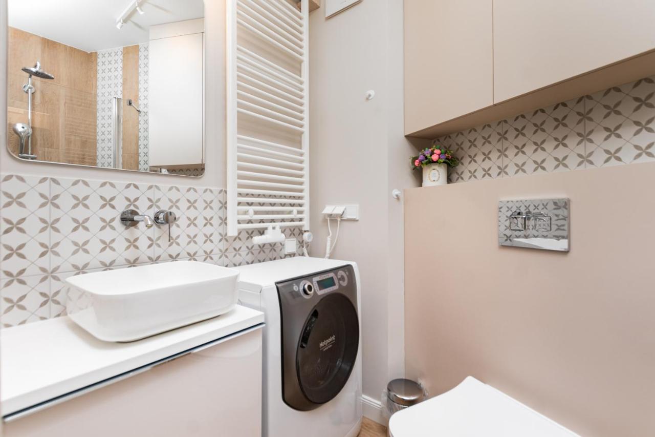 Apartament Solidarnosci By Your Freedom 华沙 外观 照片